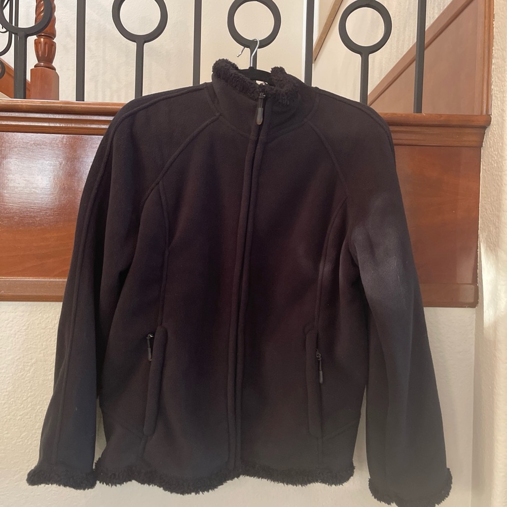 GREEN TEA women’s fleece jacket with Sherpa faux fur lining black